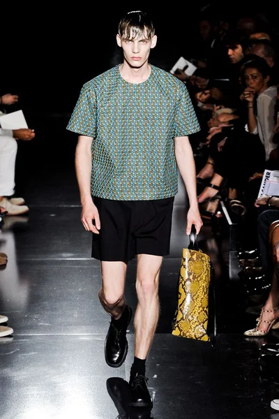 Look 21